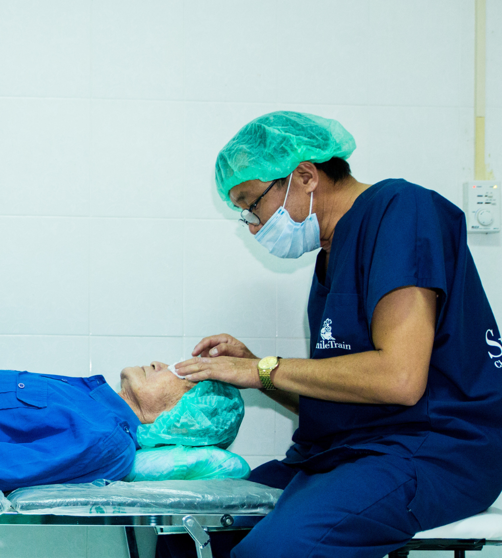 laos-2016_pre-surgery_1024x1138px.png