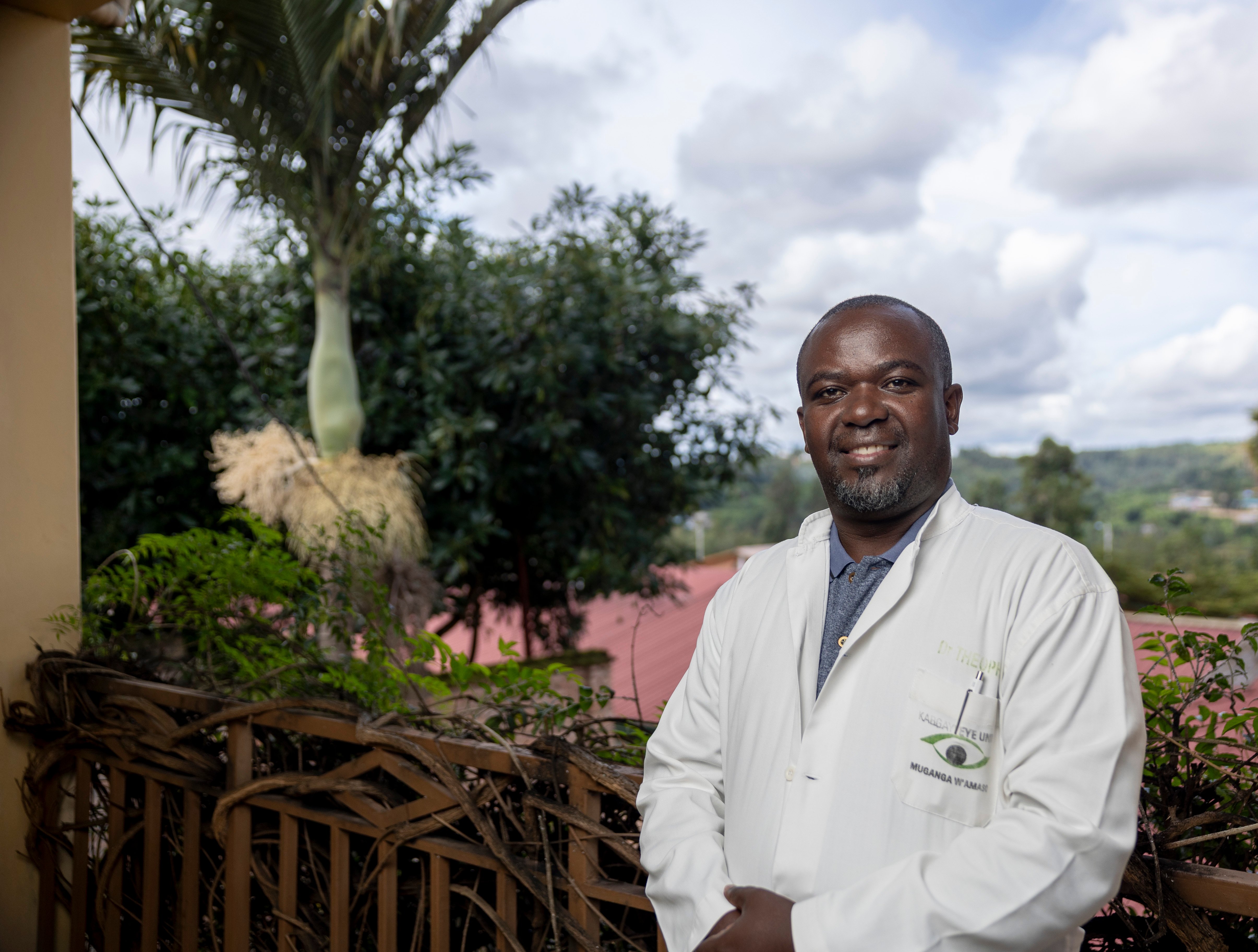 rwanda-2025_dr-theophile_4822x3842px.jpg